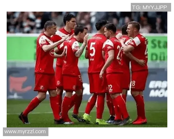 菲尔特与基尔激战正酣比分悬念迭起球迷期待精彩瞬间